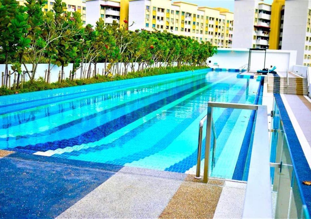 Landmark By Katana 3Br Romantic Luxury Seaview Homestay Gurney无敌海景三房套房 Tanjung Tokong Экстерьер фото