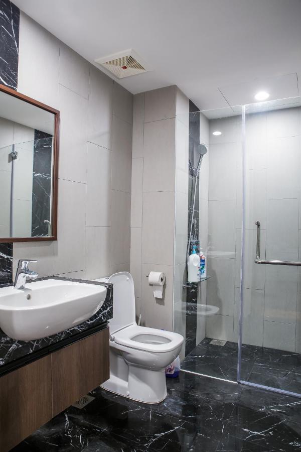 Landmark By Katana 3Br Romantic Luxury Seaview Homestay Gurney无敌海景三房套房 Tanjung Tokong Экстерьер фото