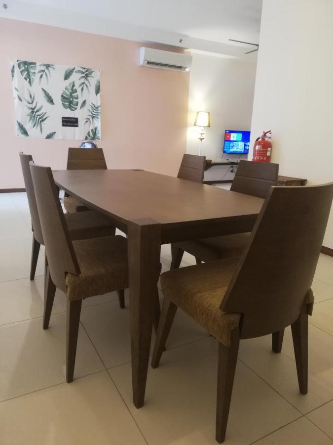 Landmark By Katana 3Br Romantic Luxury Seaview Homestay Gurney无敌海景三房套房 Tanjung Tokong Экстерьер фото